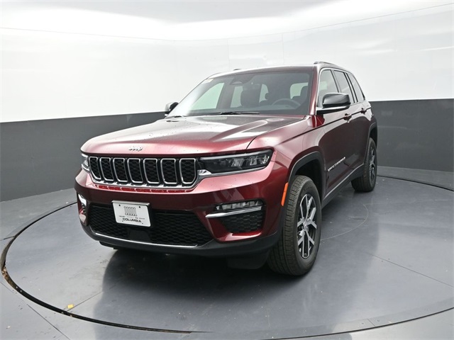2025 Jeep Grand Cherokee Limited photo 2