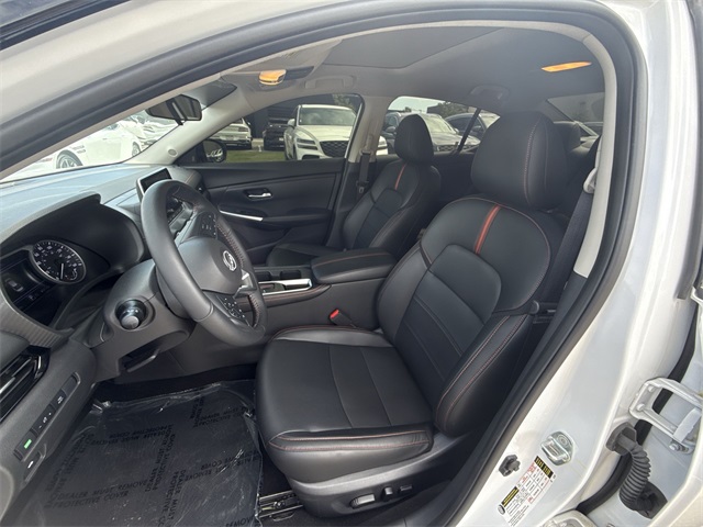 2025 Nissan Sentra SR photo 11