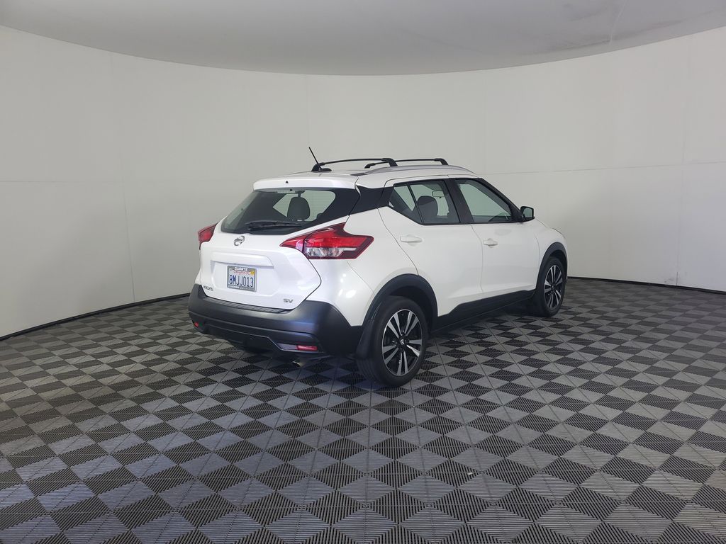 2019 Nissan Kicks SV photo 4