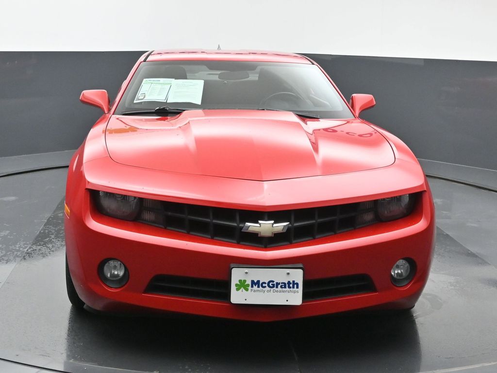 2013 Chevrolet Camaro 1LT photo 2