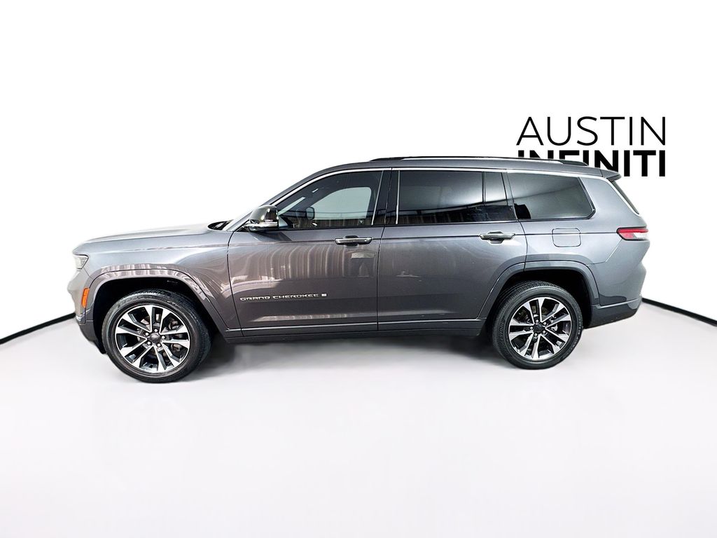 2023 Jeep Grand Cherokee Overland photo 4