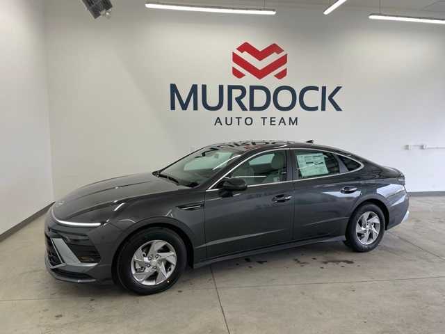 2025 Hyundai Sonata SE's photo