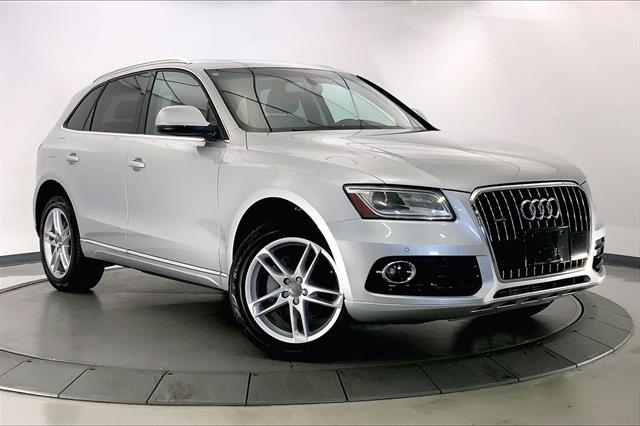 2013 Audi Q5 Premium's photo