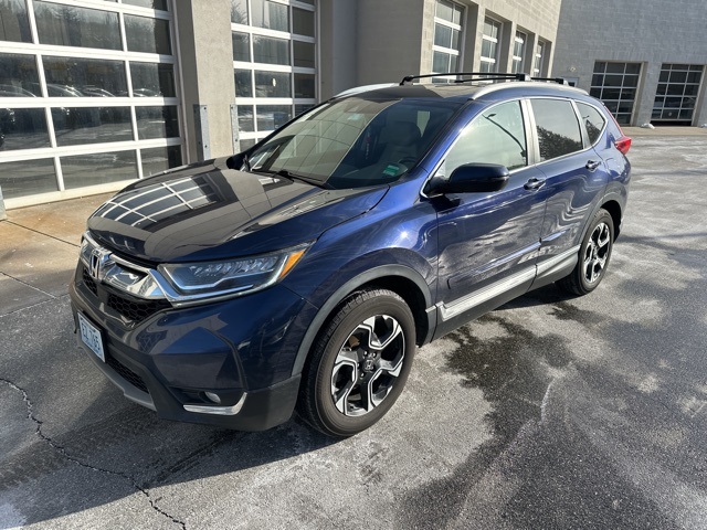 2017 Honda CR-V Touring's photo