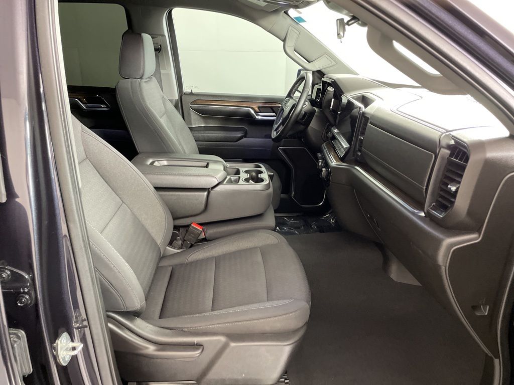 2023 Chevrolet Silverado 1500 RST photo 43