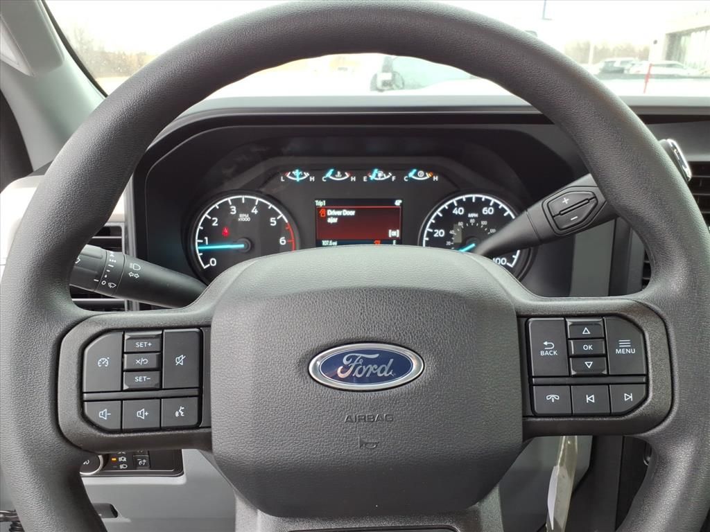 2026 FORD F-250 - Image 38