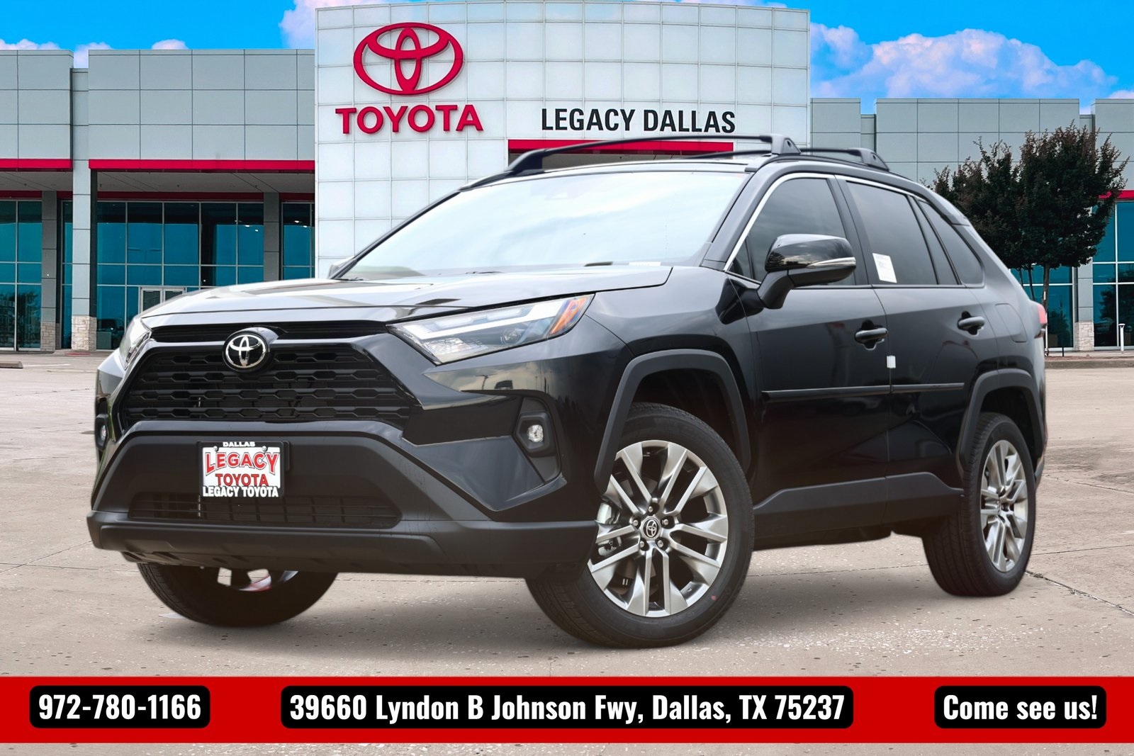 2025 Toyota RAV4 XLE Premium's photo