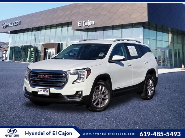 2023 GMC Terrain SLT's photo