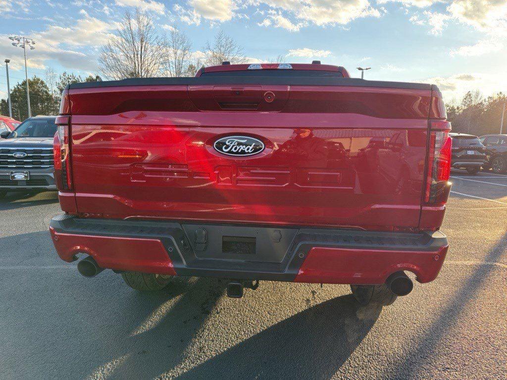 2025 Ford F-150 XLT photo 7