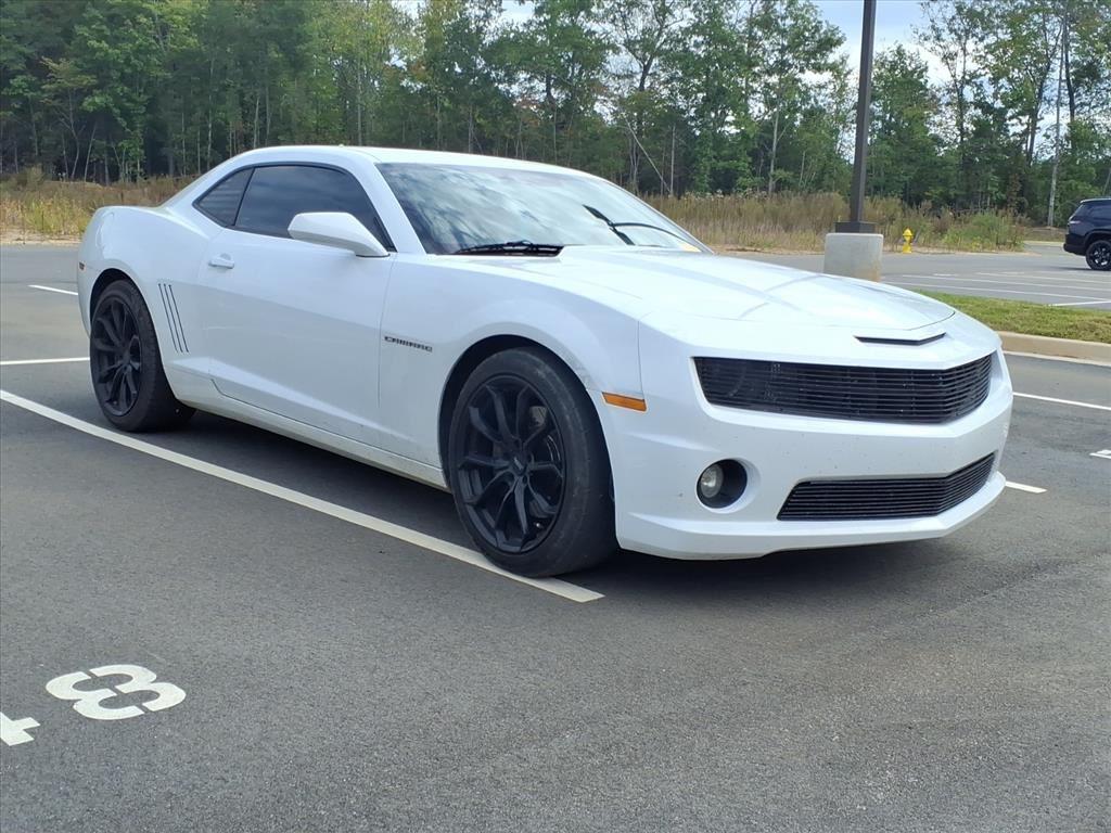 2013 Chevrolet Camaro SS photo 3