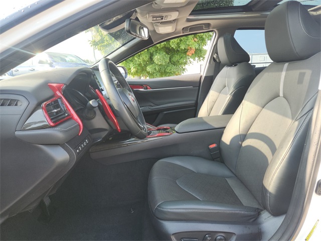 2023 Toyota Camry XSE V6 photo 9