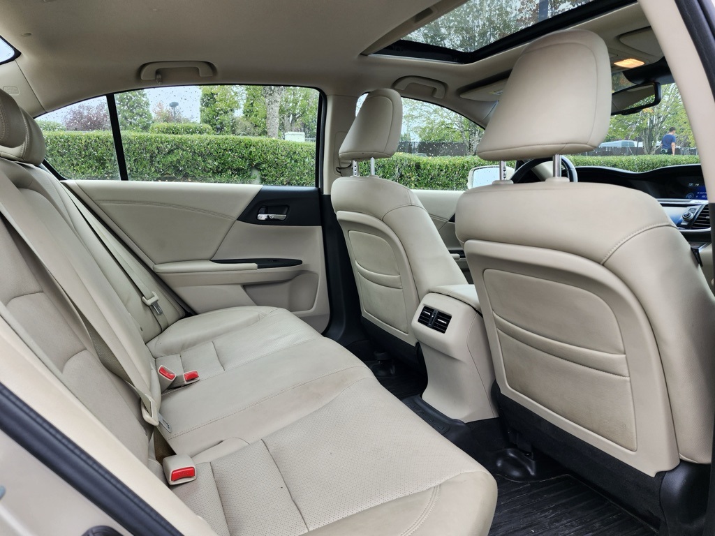 2013 Honda Accord EX-L photo 21