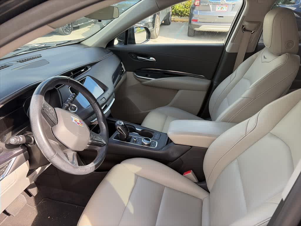 2019 Cadillac XT4 Luxury's photo