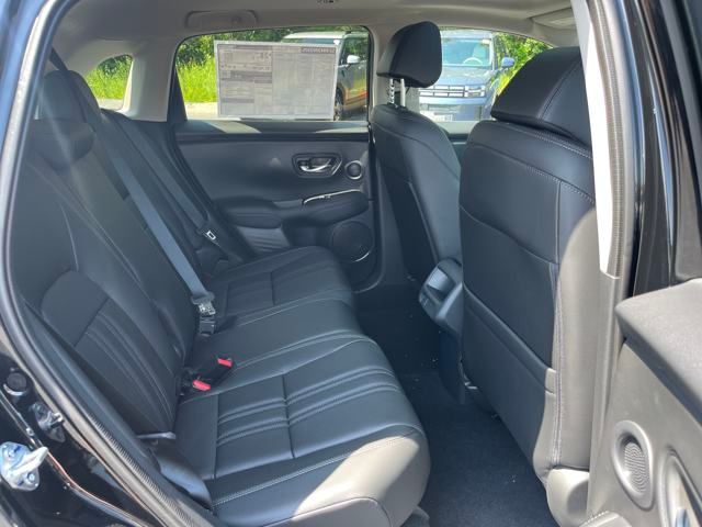 2026 Honda HR-V EX-L photo 17