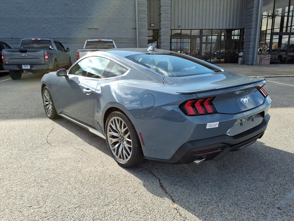 2026 Ford Mustang EcoBoost Premium photo 3