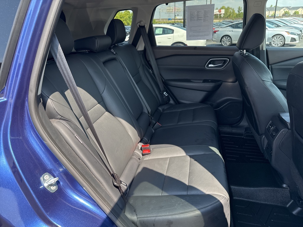 2021 Nissan Rogue SL photo 14