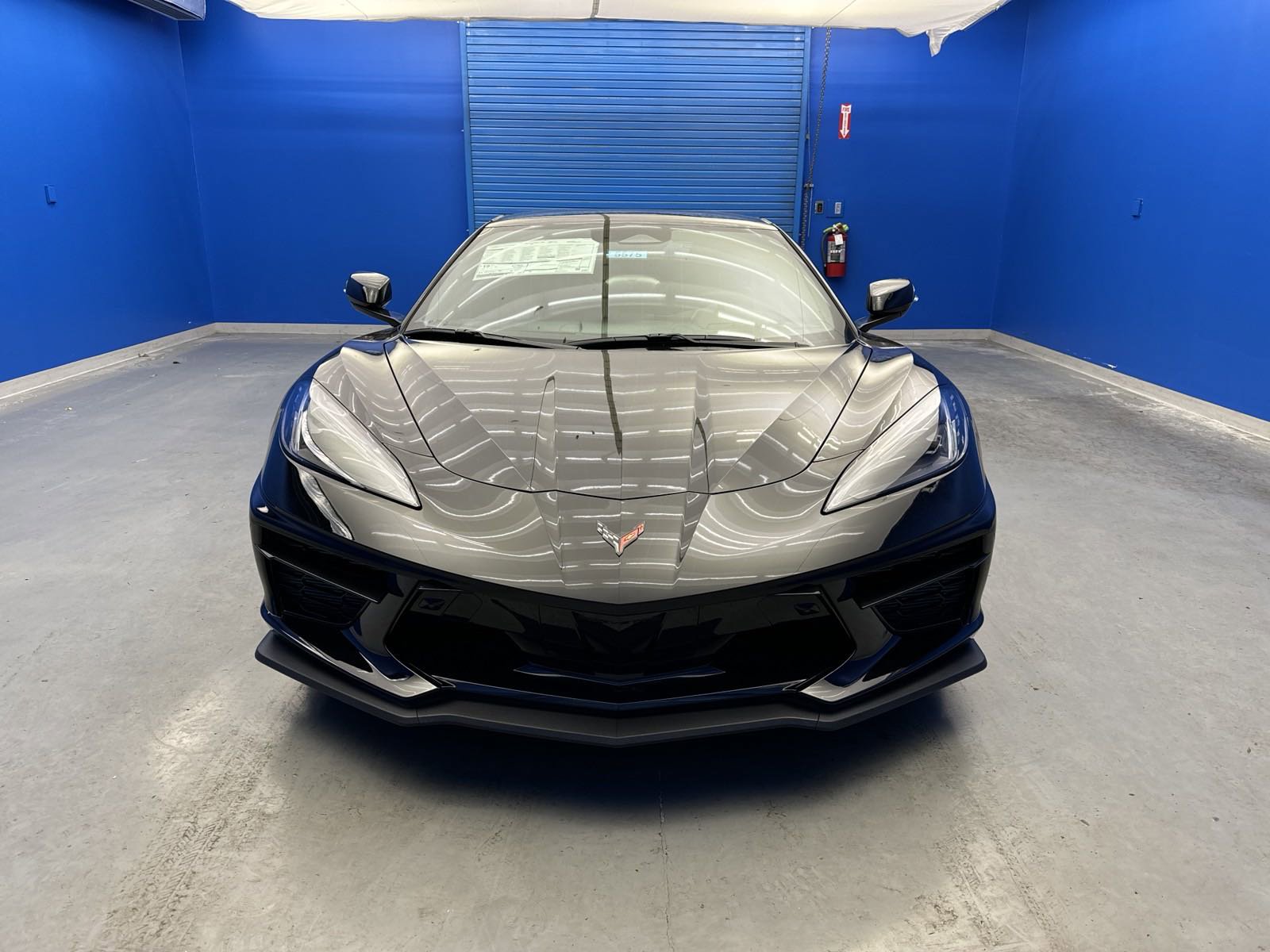 2025 Chevrolet Corvette Stingray 2LT photo 3