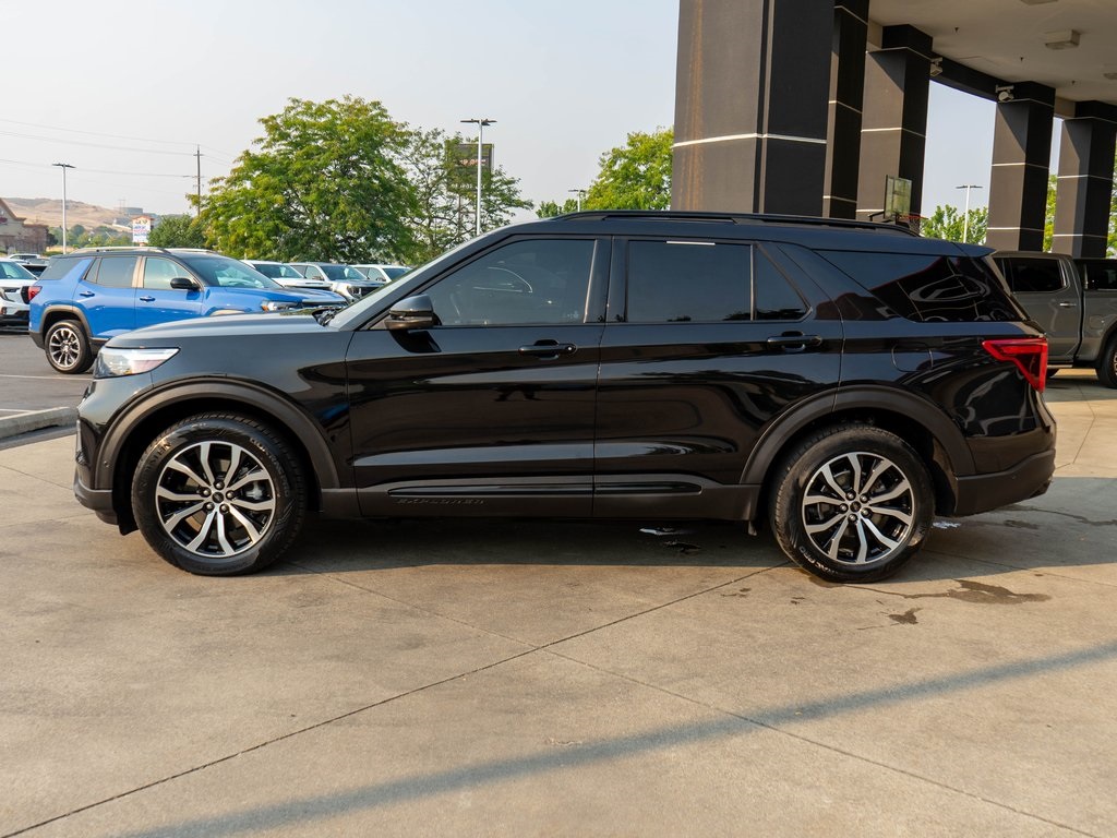 2020 Ford Explorer ST photo 3