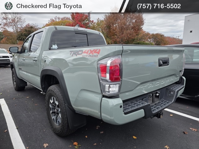 2023 Toyota Tacoma TRD Off-Road photo 4