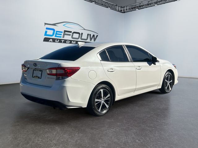 2020 Subaru Impreza Premium photo 3