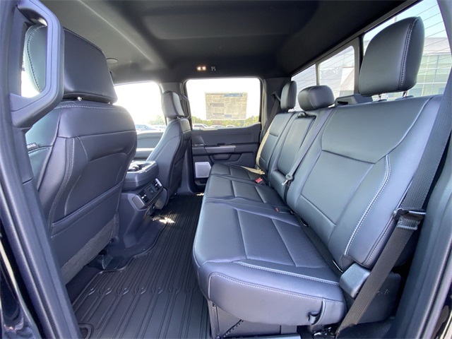 2025 Ford F-150 Lariat photo 15