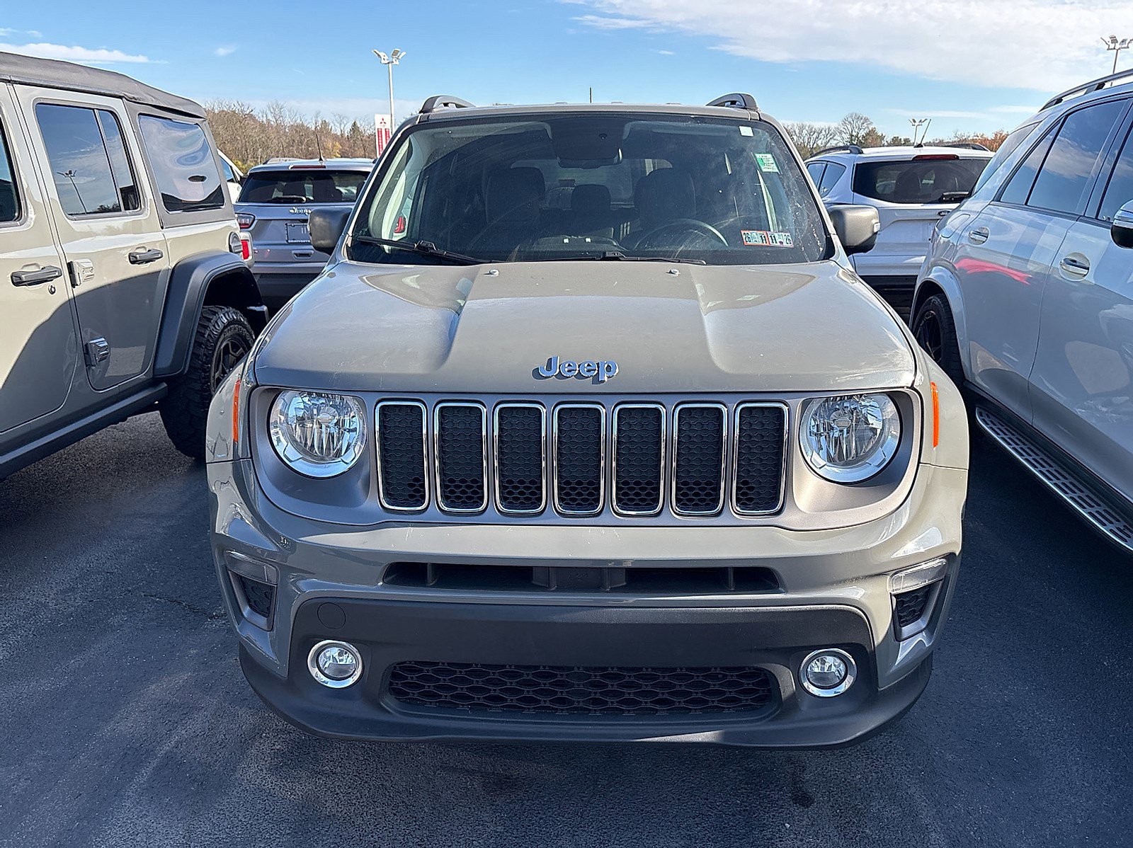 2020 Jeep Renegade Limited photo 2