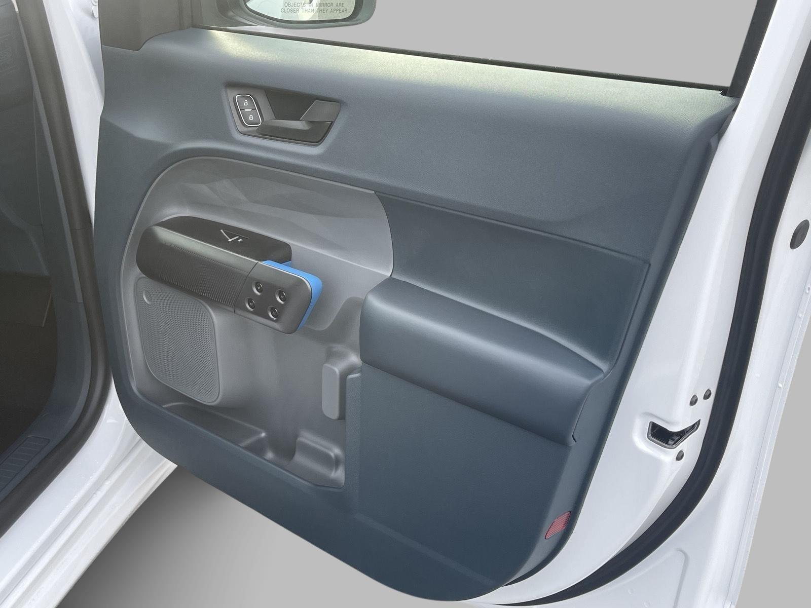2025 Ford Maverick photo 10