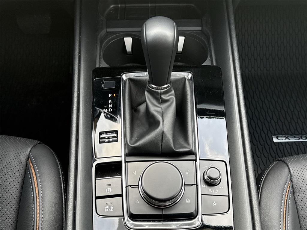 2025 MAZDA CX-50 - Image 19
