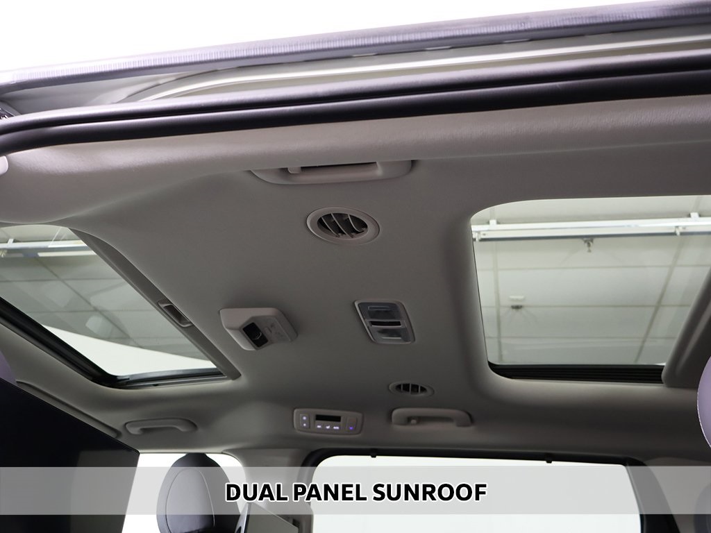 2025 Kia Carnival SX Prestige photo 4