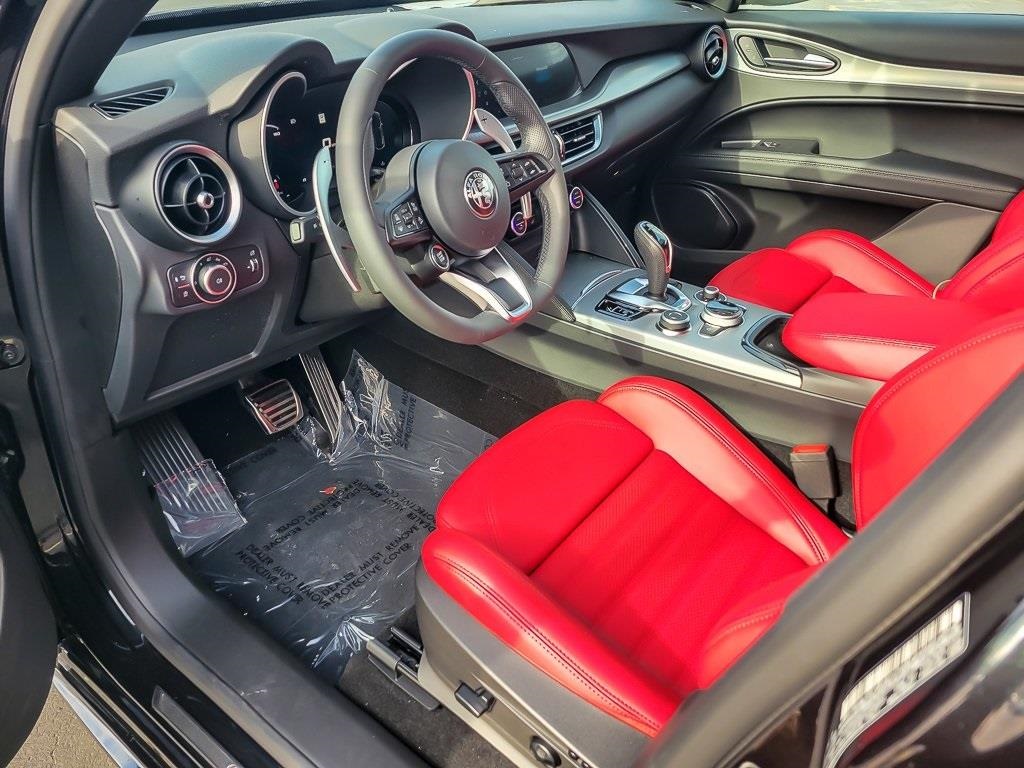 2025 ALFA ROMEO STELVIO - Image 8