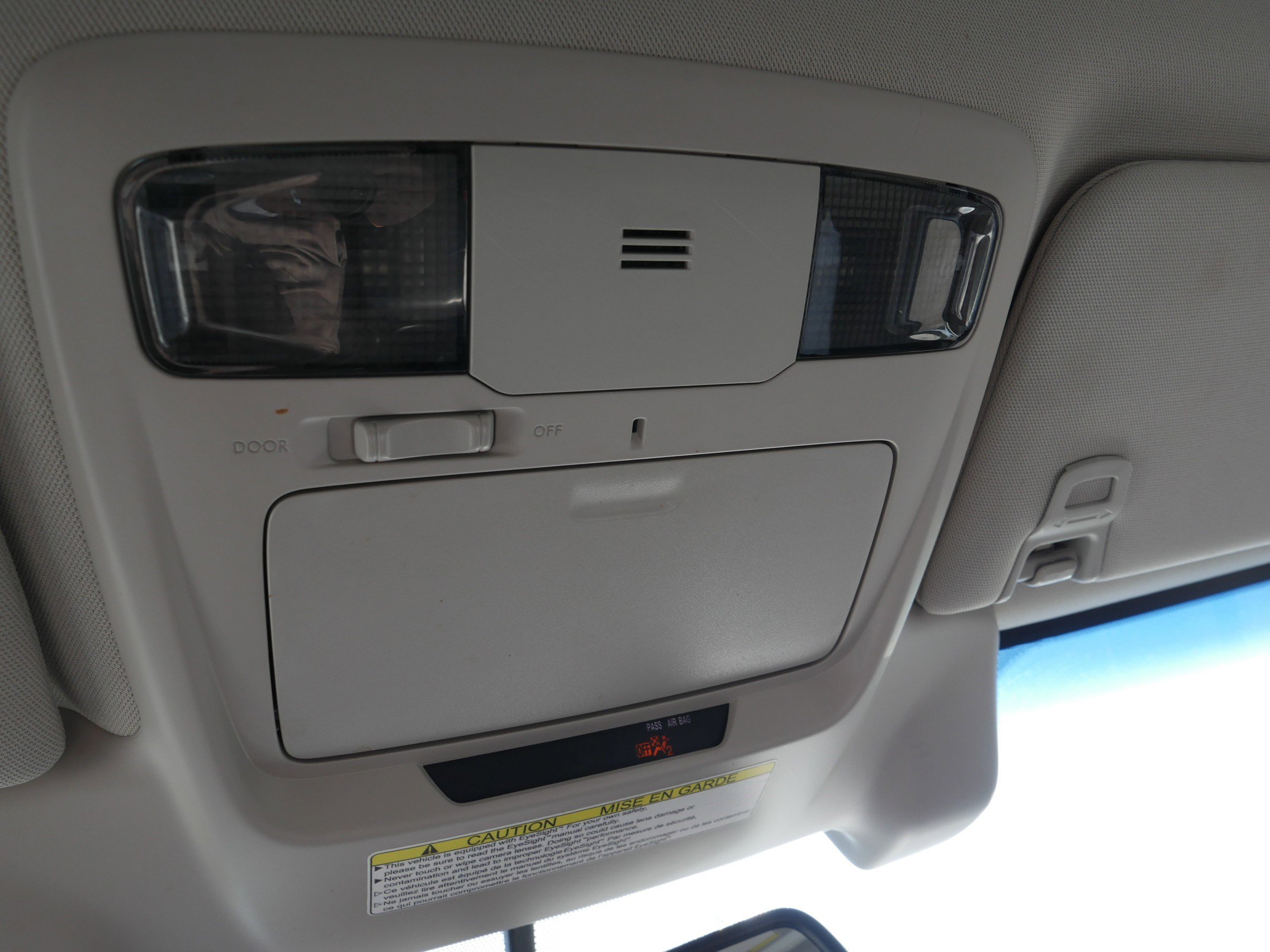 2015 Subaru Legacy 2.5i Premium photo 29