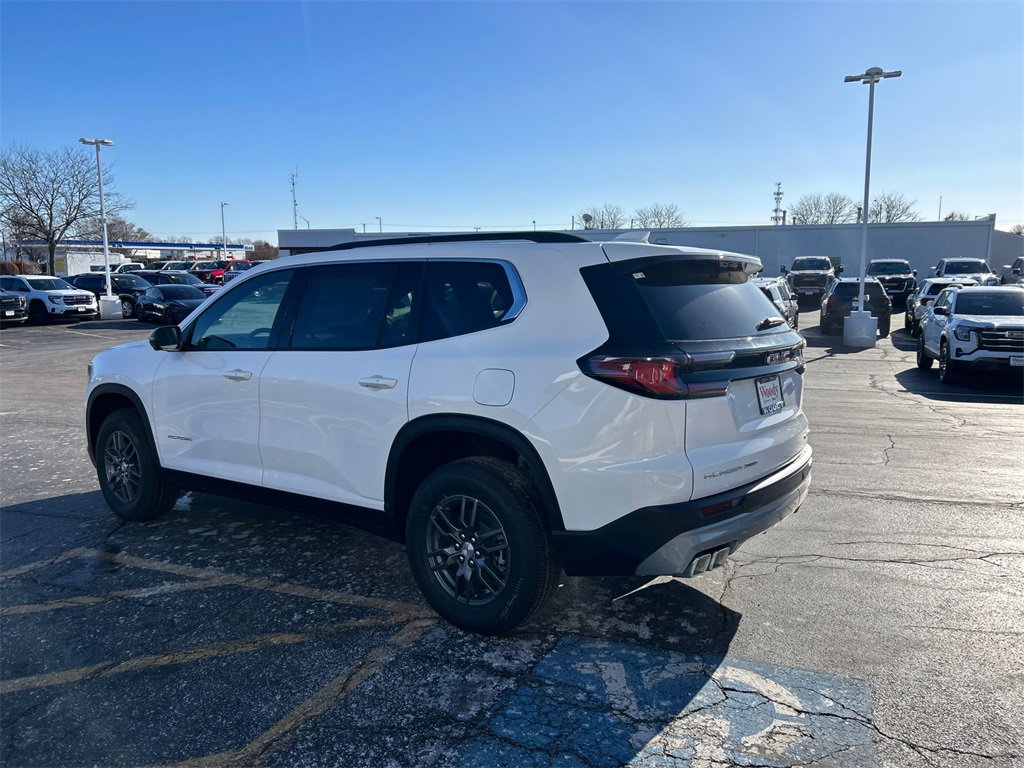 2026 GMC ACADIA - Image 5