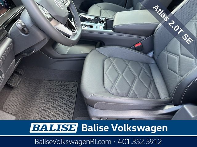 2025 Volkswagen Atlas SE Technology photo 11