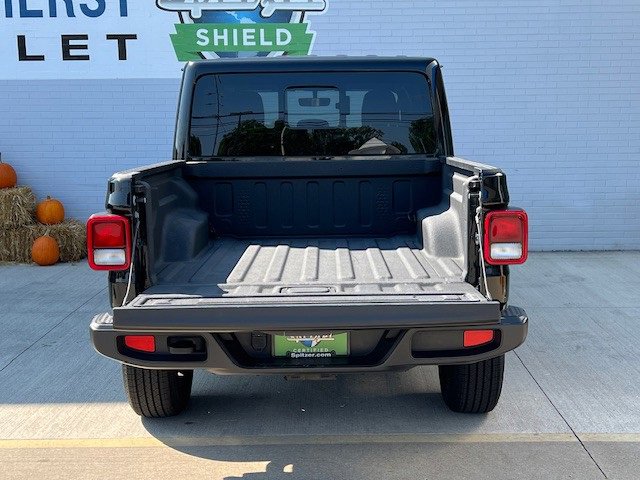2023 Jeep Gladiator Overland photo 32
