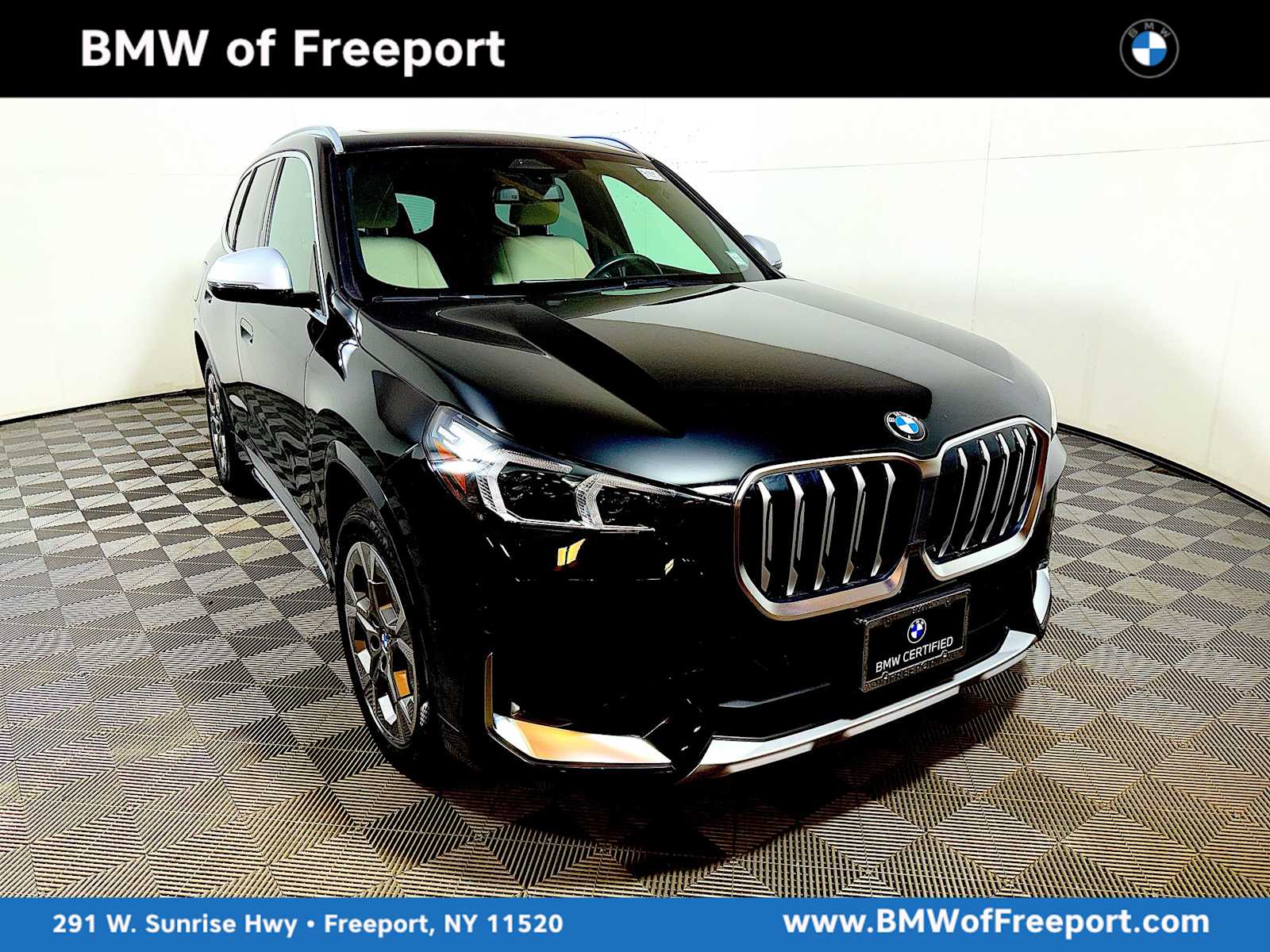 2023 BMW X1 28i's photo