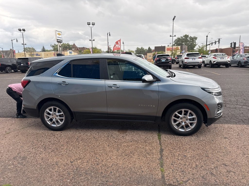 2024 Chevrolet Equinox LT photo 6