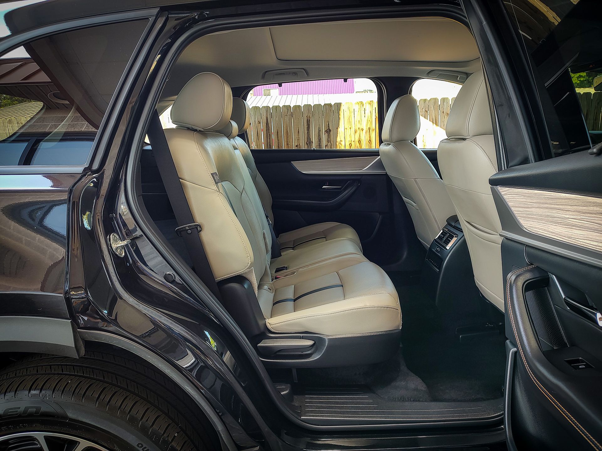 2025 Mazda CX-70 Premium photo 15