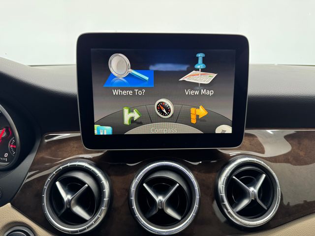 2017 Mercedes Benz CLA 250 photo 37