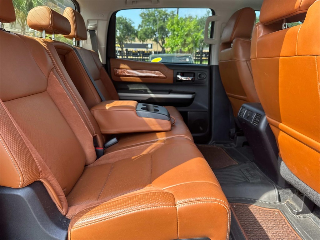 2020 Toyota Tundra Platinum Grade photo 9