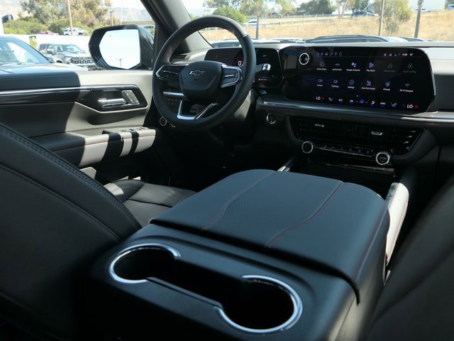 2026 Chevrolet Suburban RST photo 23
