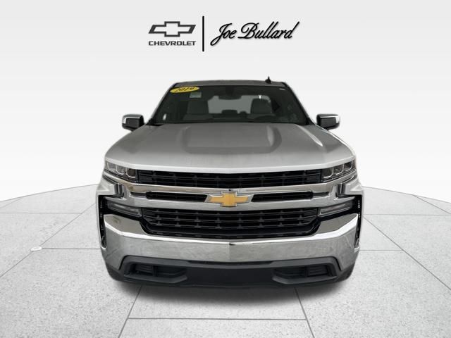 2019 Chevrolet Silverado 1500 LT photo 2