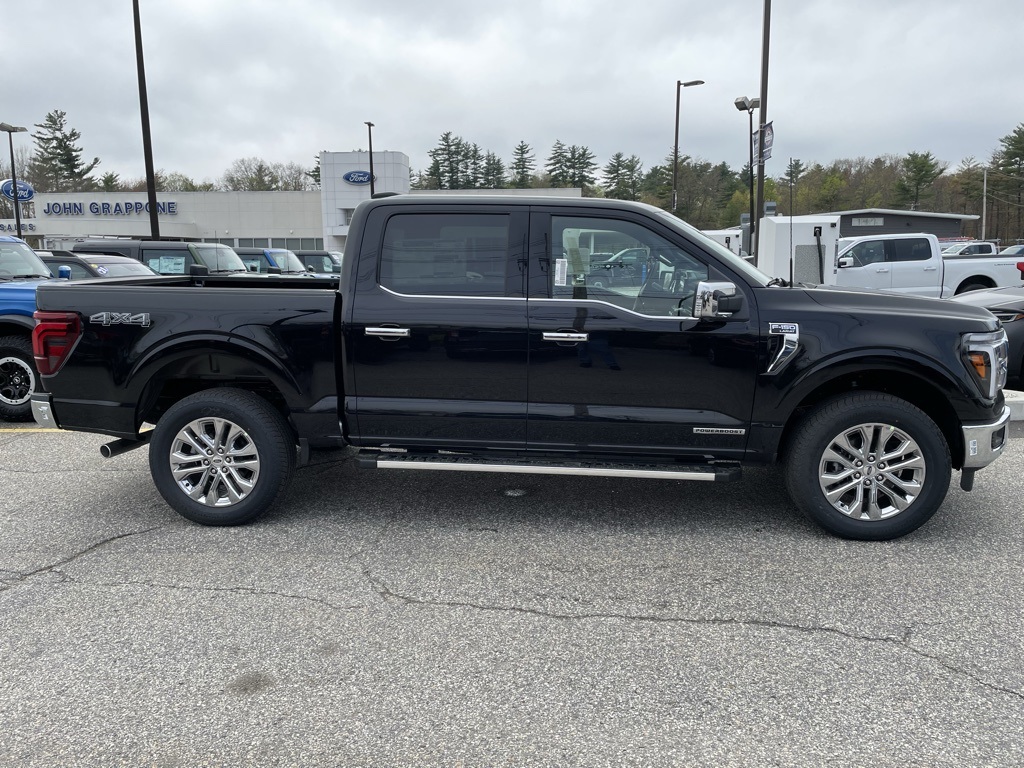 2025 Ford F-150 Lariat photo 2