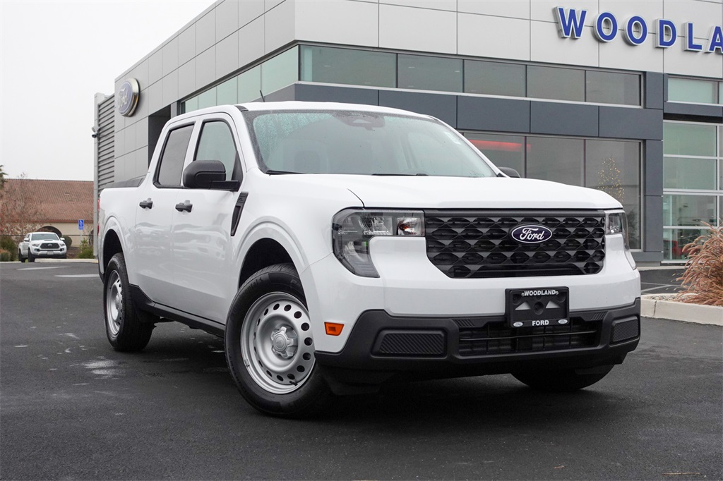 2026 Ford Maverick XL's photo