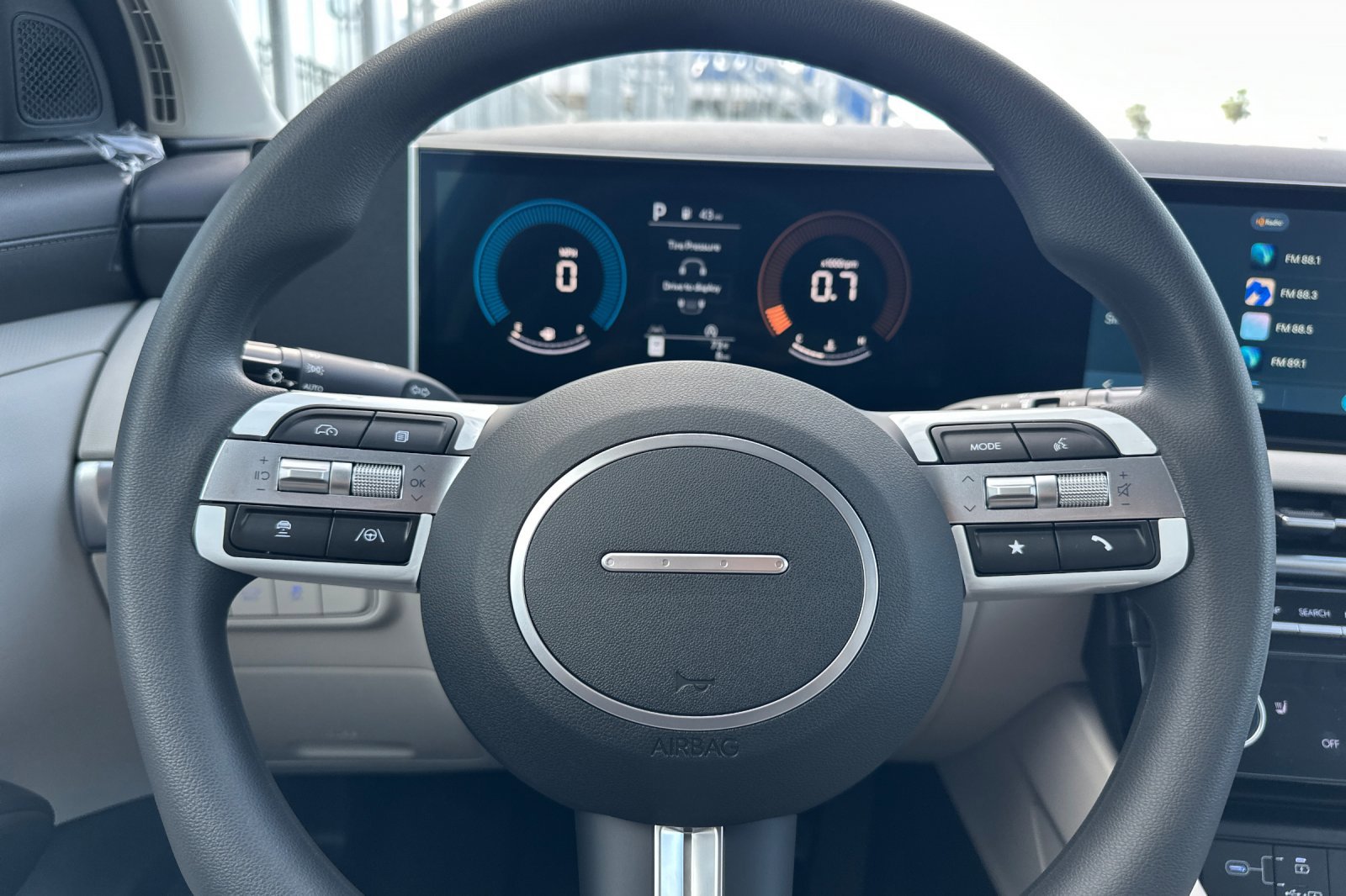 2026 Hyundai Tucson SEL photo 19