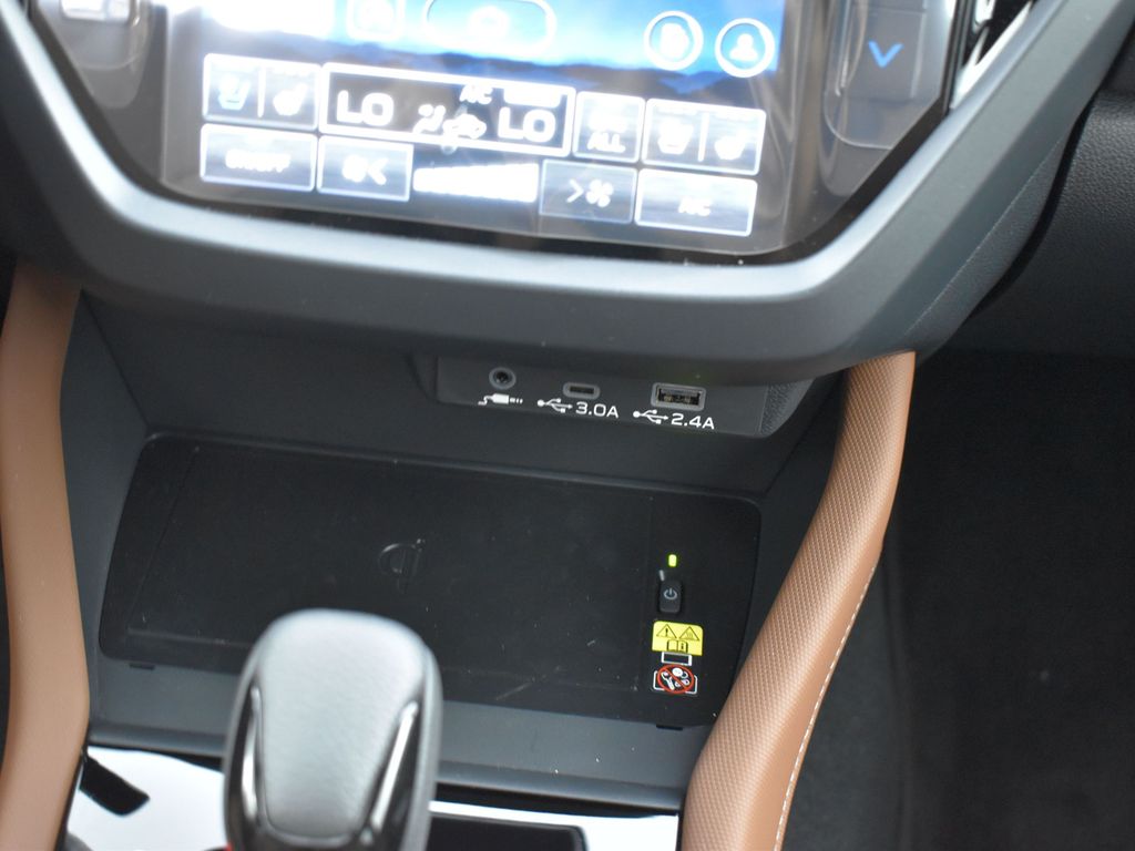 2025 Subaru Forester Touring photo 18