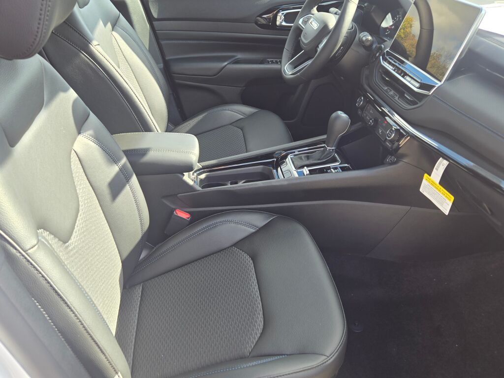 2026 Jeep Compass Latitude Altitude photo 4