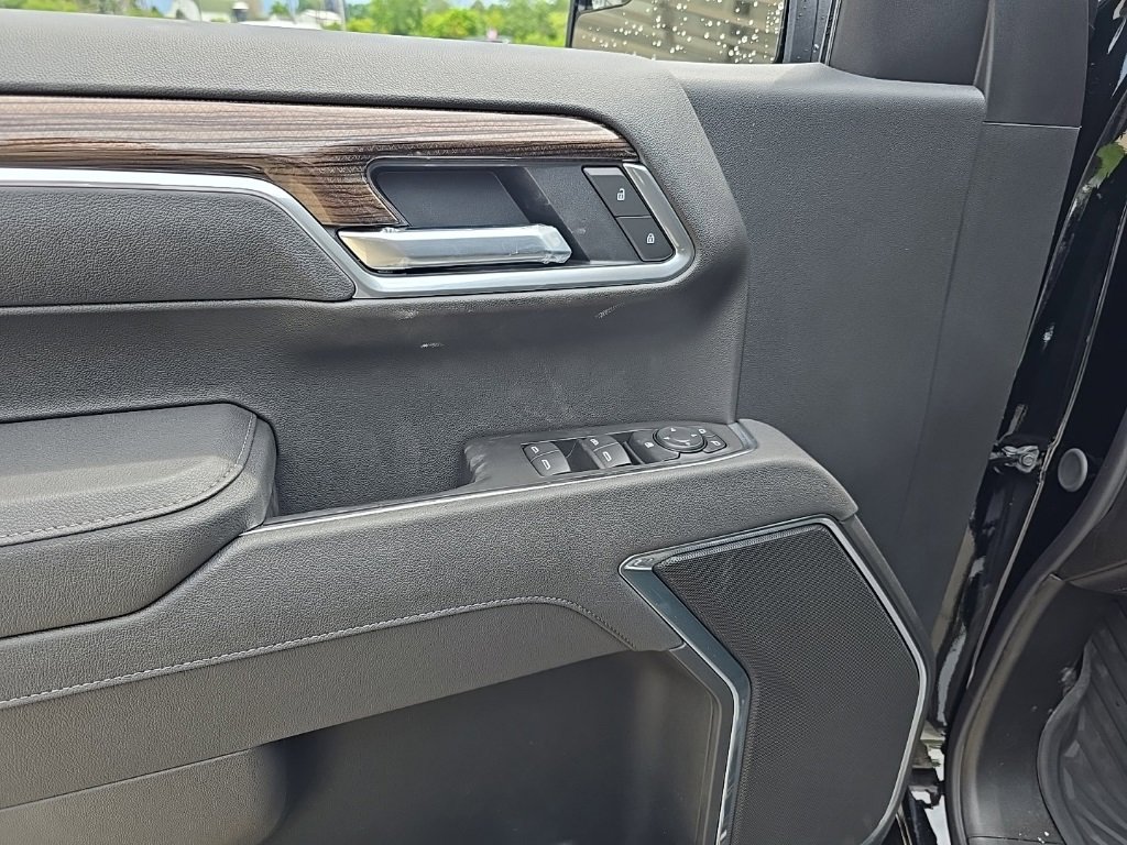 2026 Chevrolet Silverado 1500 RST photo 22