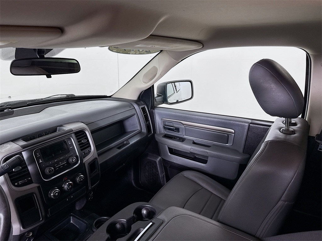 2017 Ram 2500 Tradesman photo 20