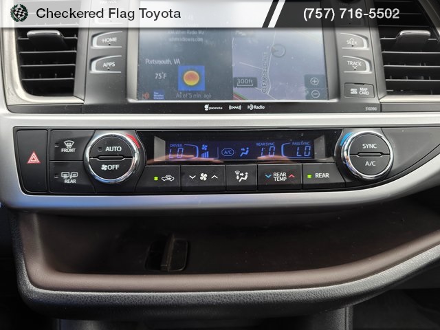 2019 Toyota Highlander XLE photo 13