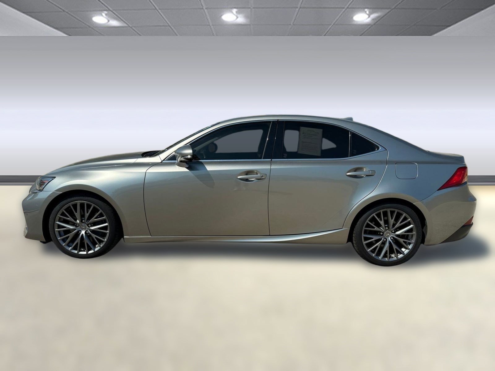 2019 Lexus IS 300 photo 2